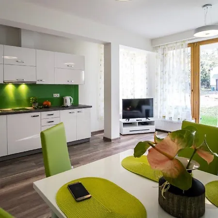Apart-center Makuszynskiego Апартаменты *